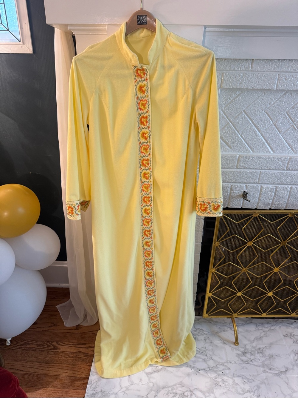 Long Vintage 60’s Yellow Embroidered Caftan Dress/Robe